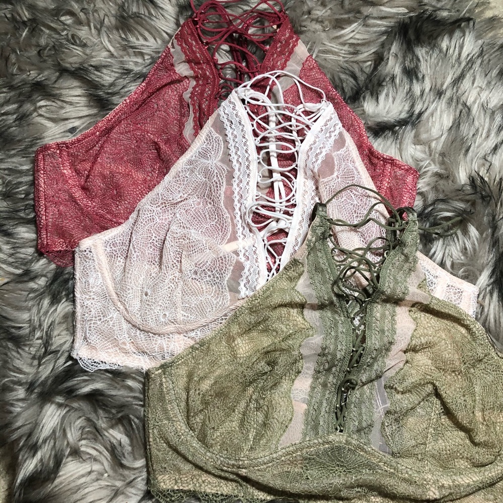 bundle of vs bralettes!